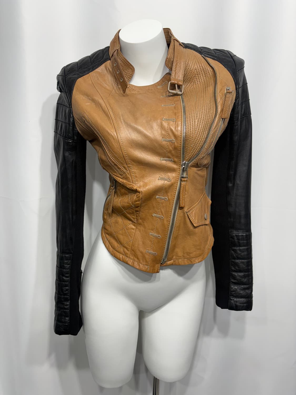 🎸블랙 & 브라운 레더 자켓 상품이미지5