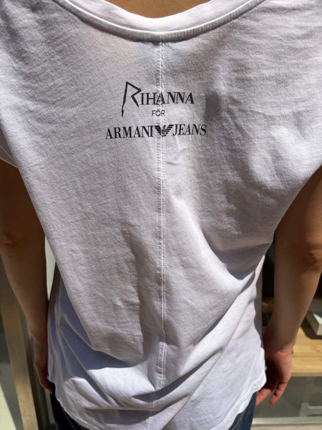 Armani Jeans x Rihanna 그래픽 티셔츠 M 상품이미지6