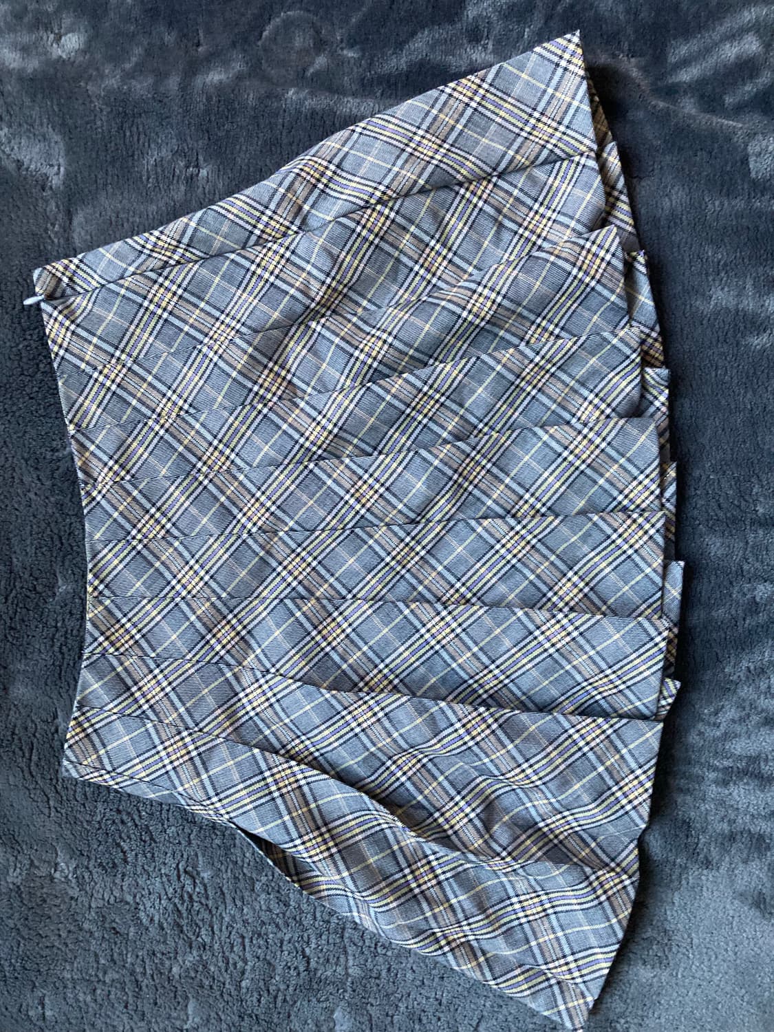 큐리티 METALLIC CHECK PLEATS SKIRT(실사) 상품이미지6