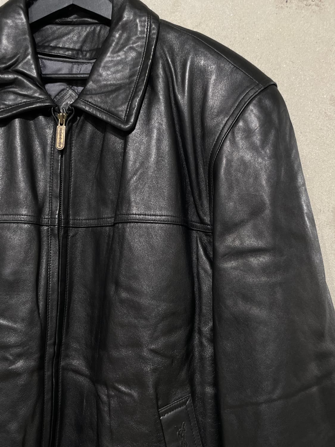 이브 생로랑 블랙 클래시크 쉽 레더 자켓 상품이미지3