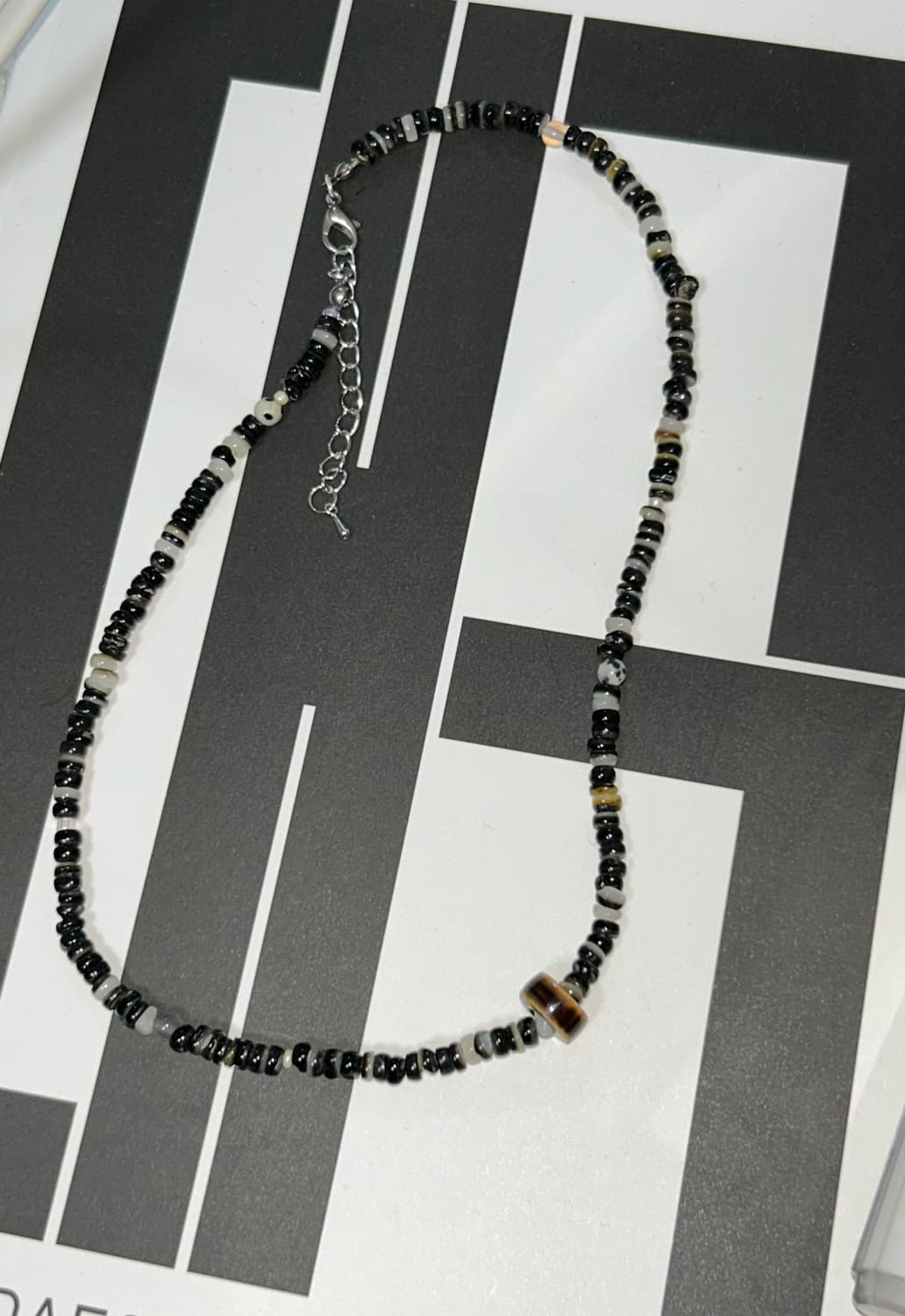 빈티지 비즈 블랙 포인트 목걸이 / black point necklace 상품이미지1