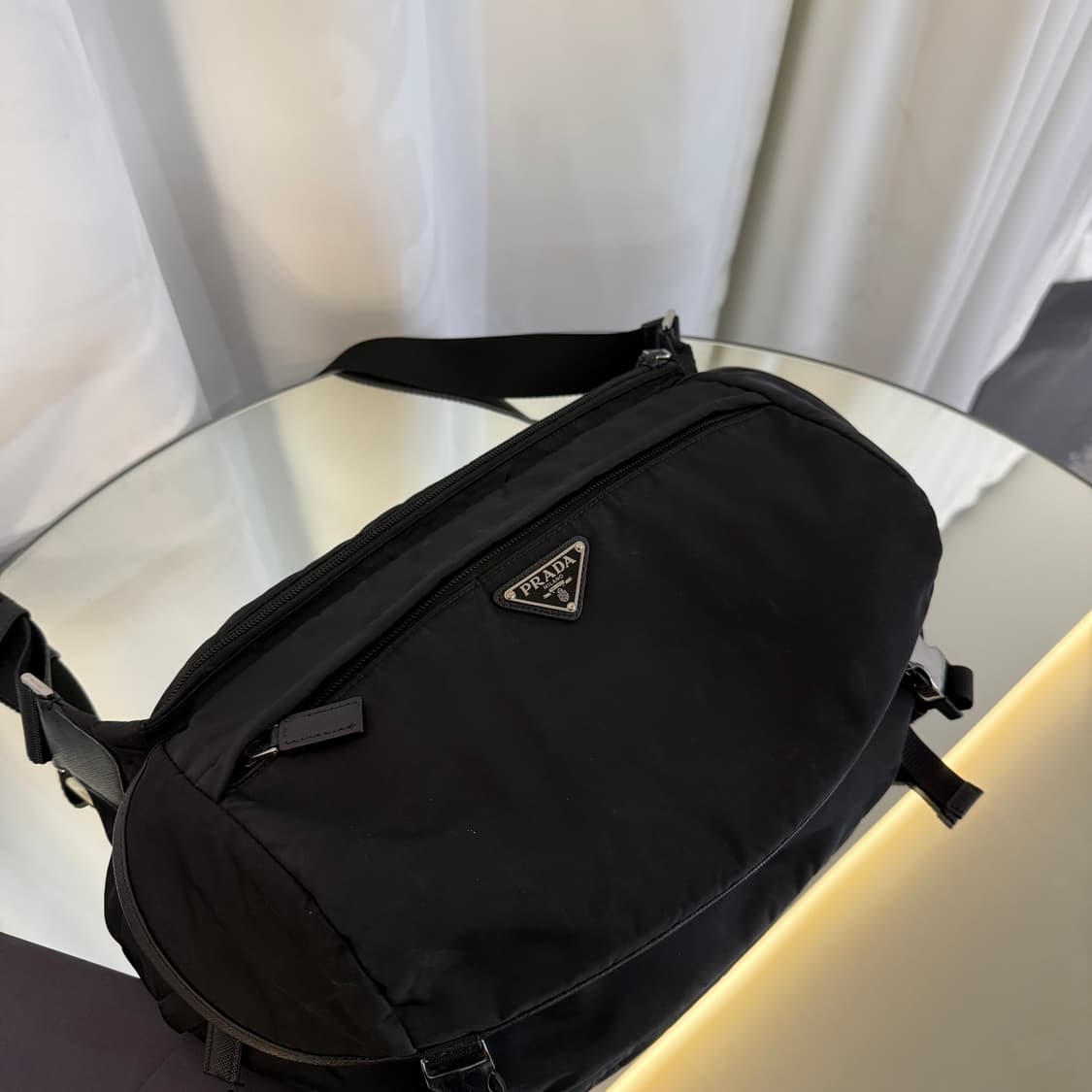 [정품] 프라다 리나일론 바이커백 2VH991 블랙 상품이미지5