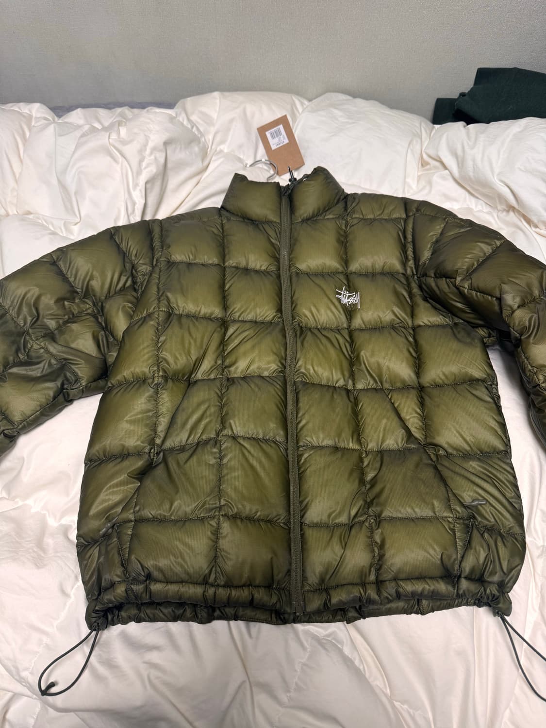 스투시 미드웨이트 푸퍼 올리브 상품이미지2