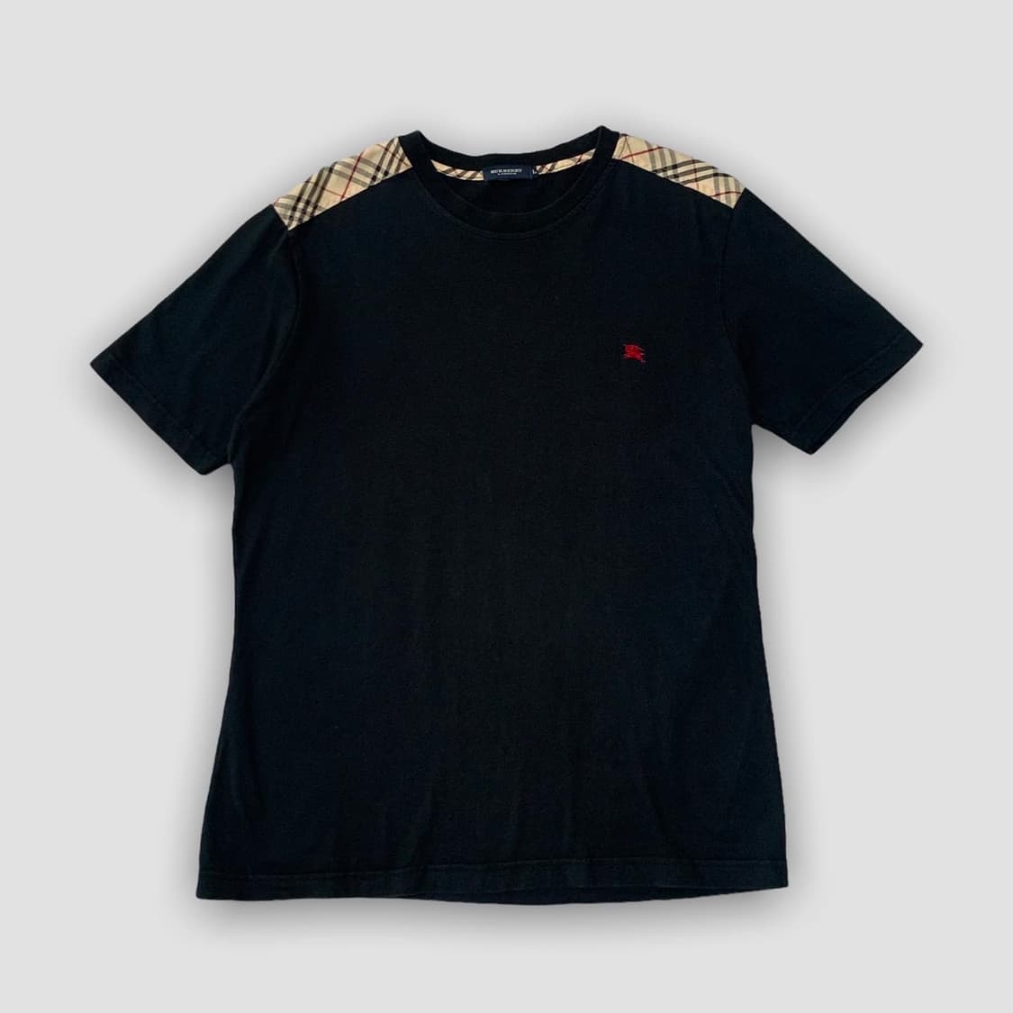 버버리 블랙 반팔 티셔츠 상품이미지1