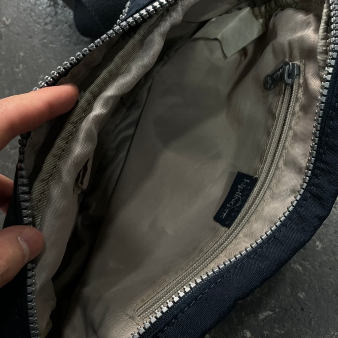 키플링 크로스백 상품이미지5