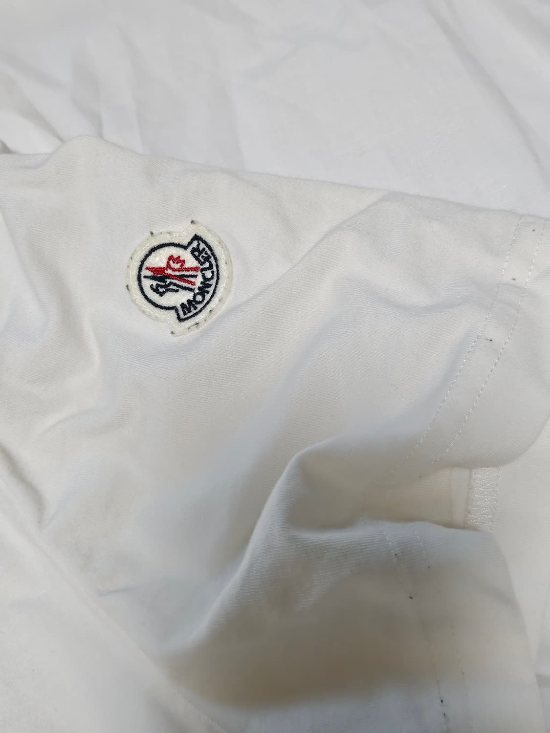 몽클레르 1952 지니어스 컬렉션 반팔티 상품이미지3