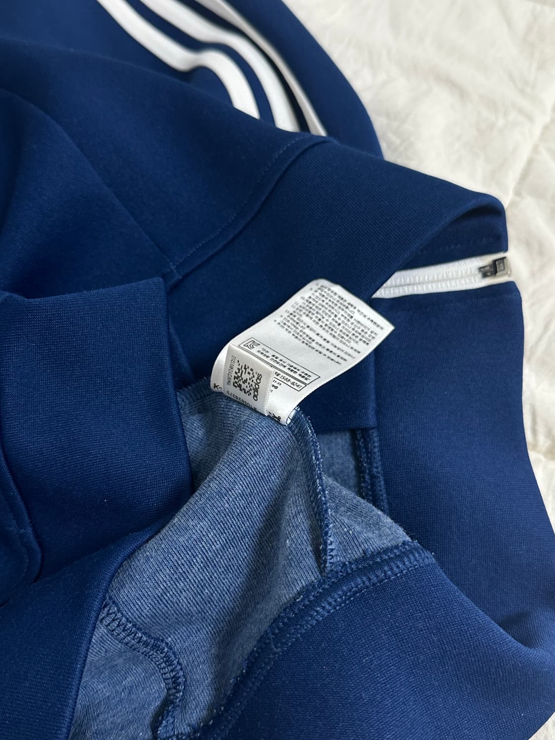 아디다스 유로파 져지 트랙탑 미디움 네이비 블루 상품이미지3