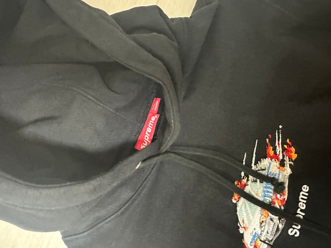 슈프림 캅카 후드티 상품이미지3