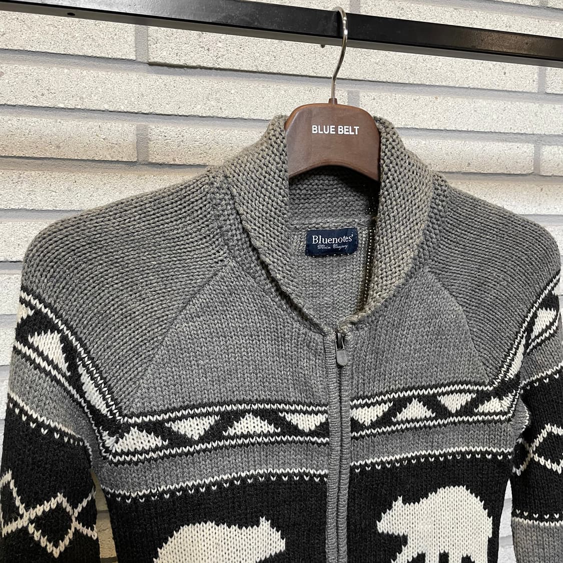 CANADA VINTAGE 코위찬 니트 가디건 베어 패턴 디테일 그레이 상품이미지4