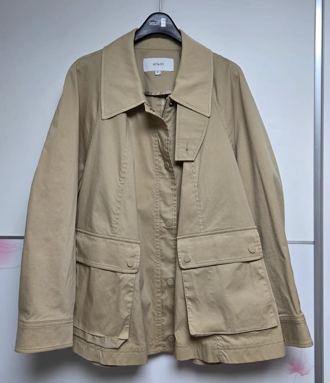 온앤온 카라 배색 아웃 포켓 점퍼 상품이미지5