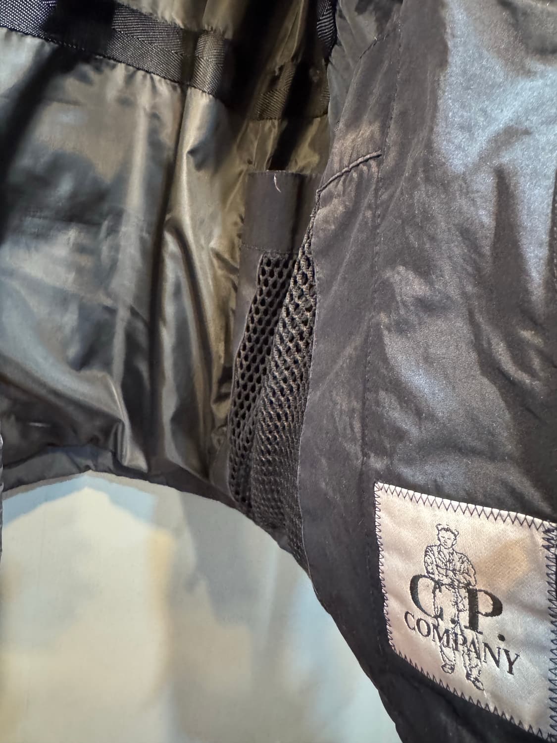 CP컴퍼니 다운 패딩 상품이미지6