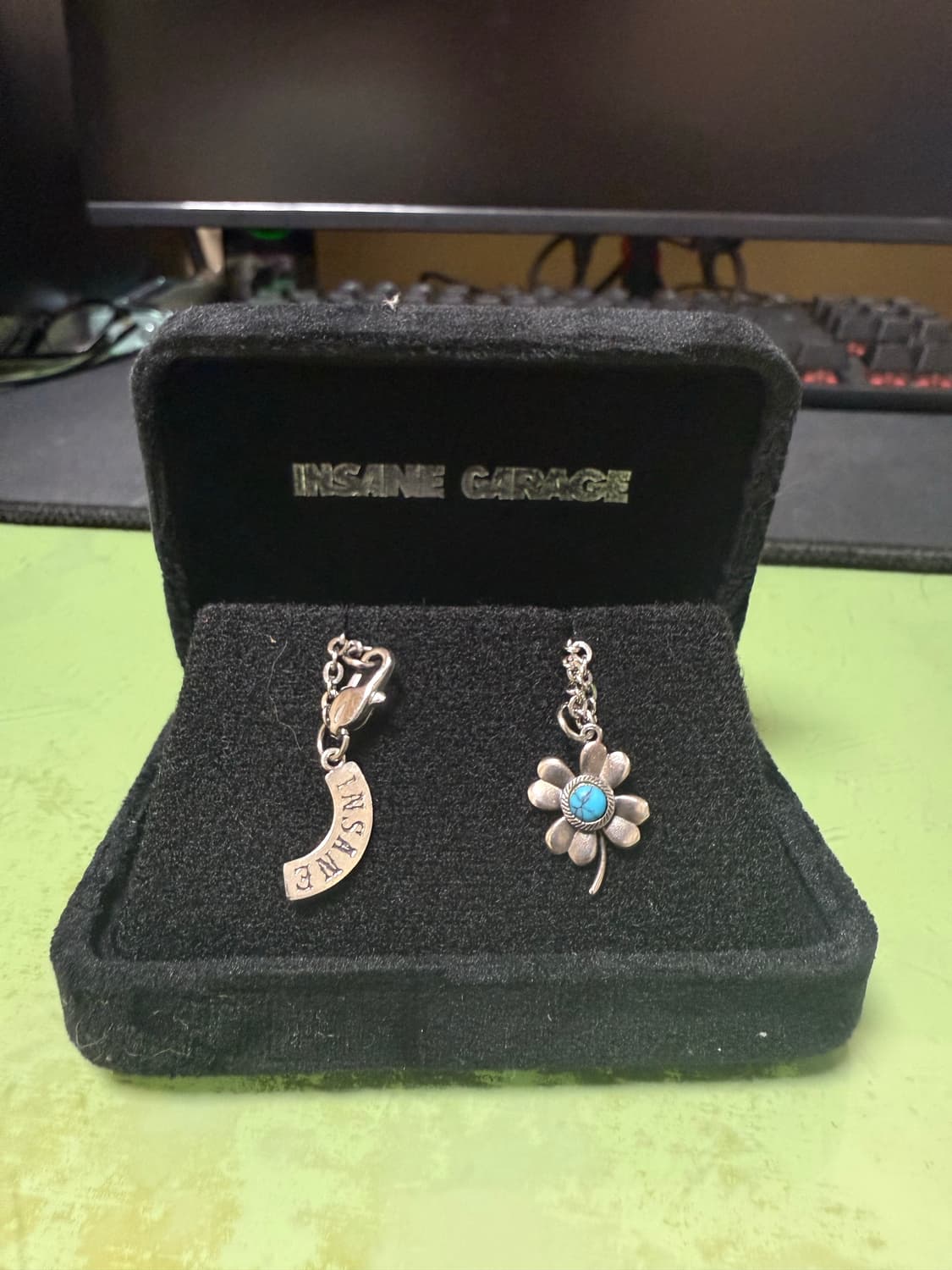 인세인개러지 터키석클로버 목걸이 상품이미지1