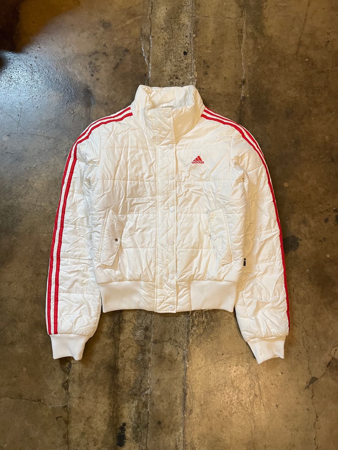 아디다스 y2k 레어 화이트 레드 숏 패디드 자켓 상품이미지1