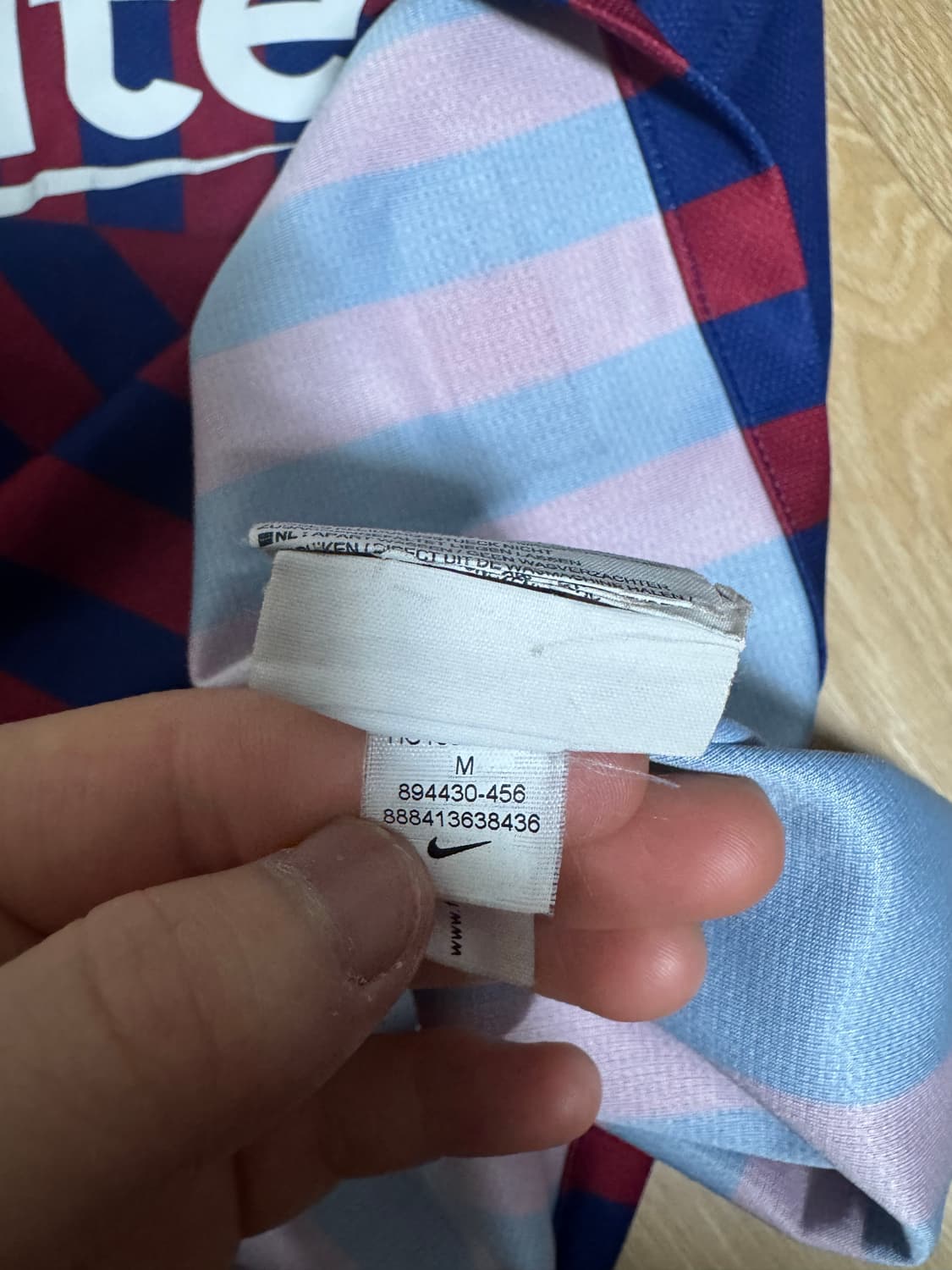 나이키 바르셀로나 18-19 홈 유니폼 반팔티 상품이미지6