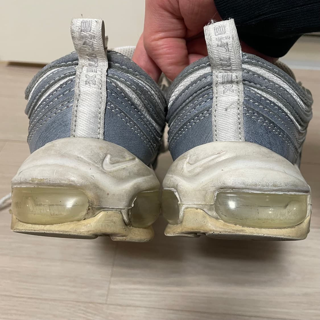 꼼데 나이키 에어맥스97 240 us5.5 상품이미지5