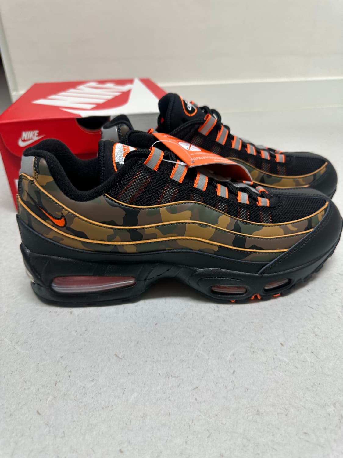 Nike Air Max 95 OG Black Safety Orange 상품이미지7