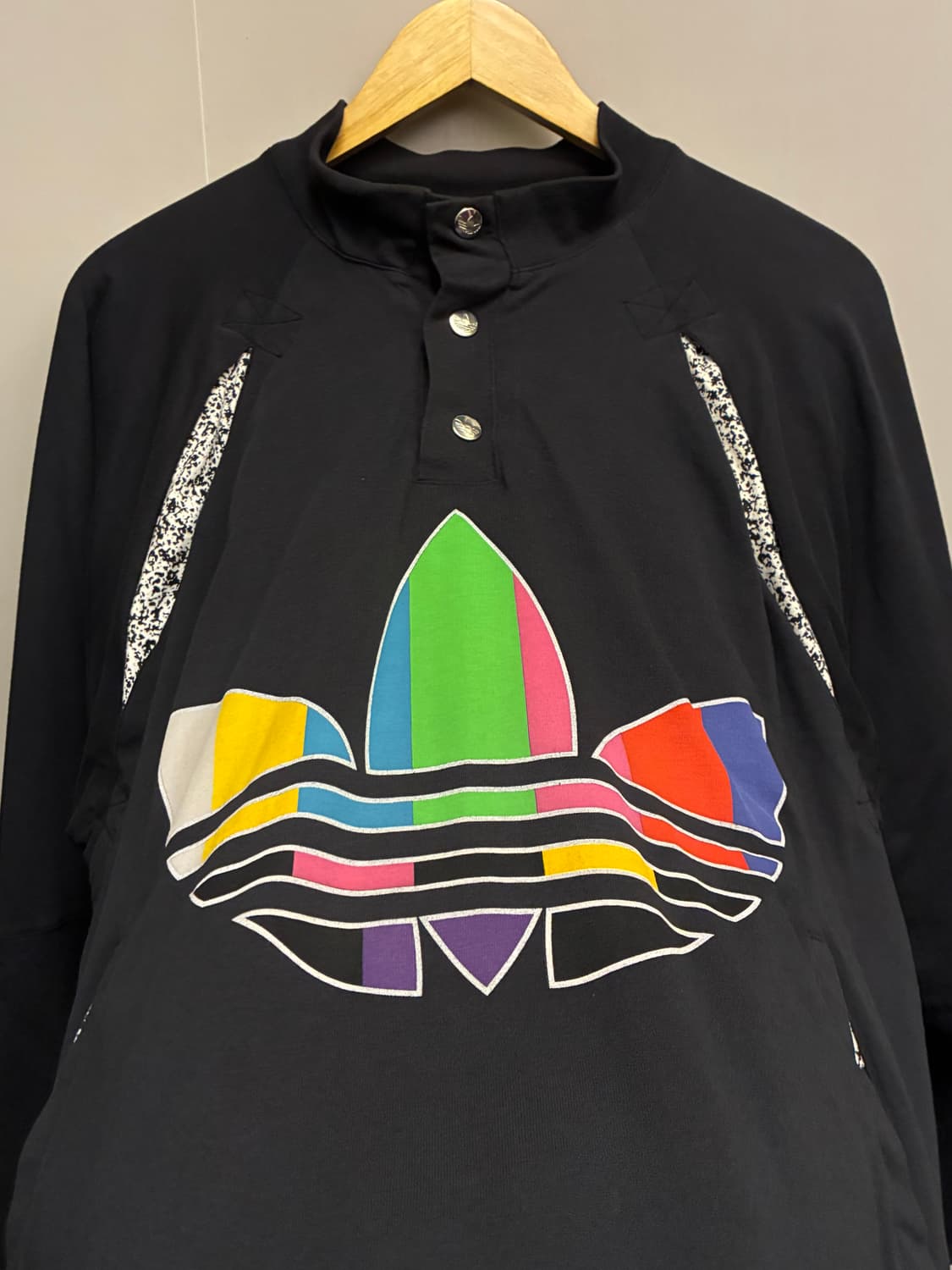 (S/100)아디다스 x 제레미스캇 멀티컬러 하프버튼 스웻 패딩 상품이미지6