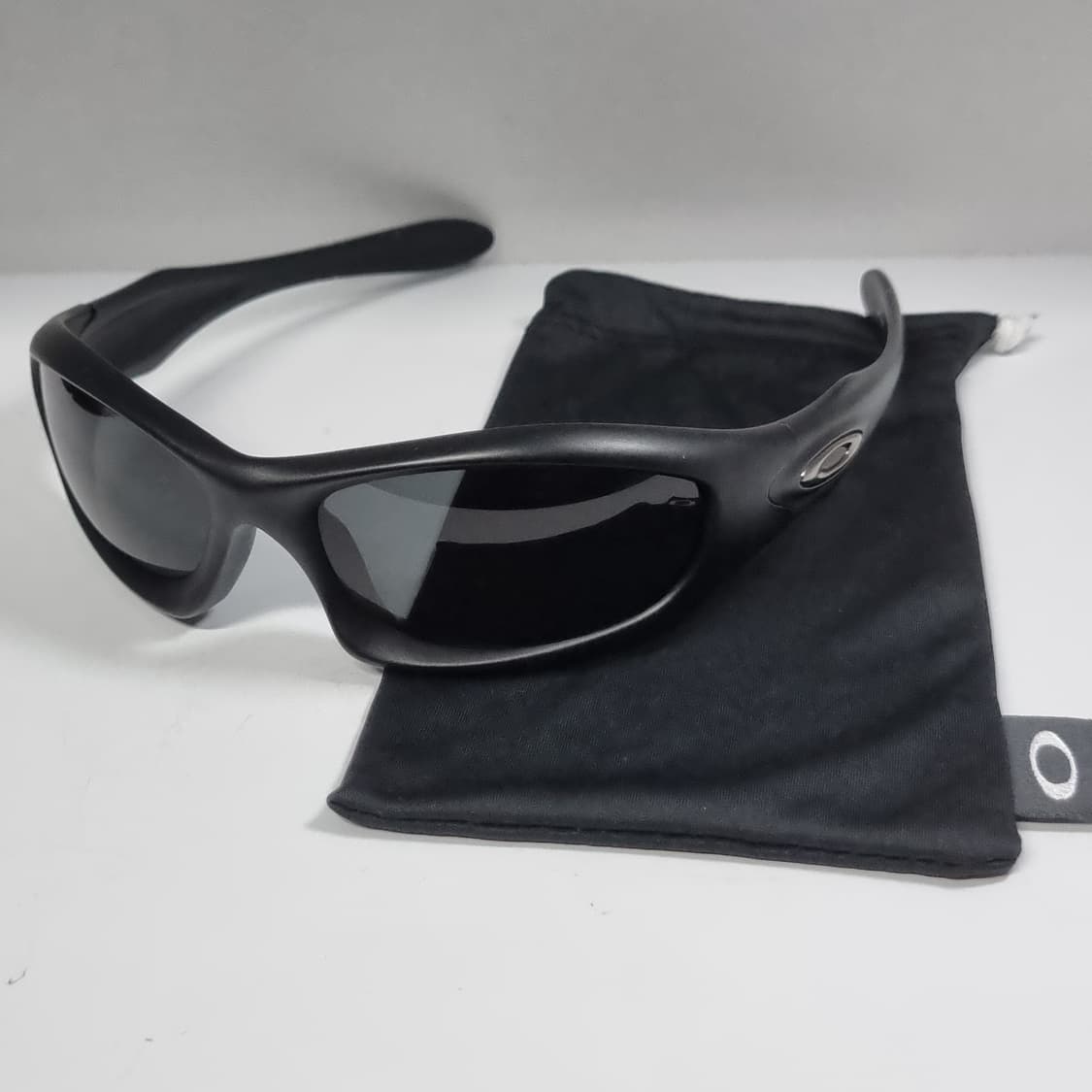 오클리 몬스터독 매트블랙 새렌즈 상품이미지1