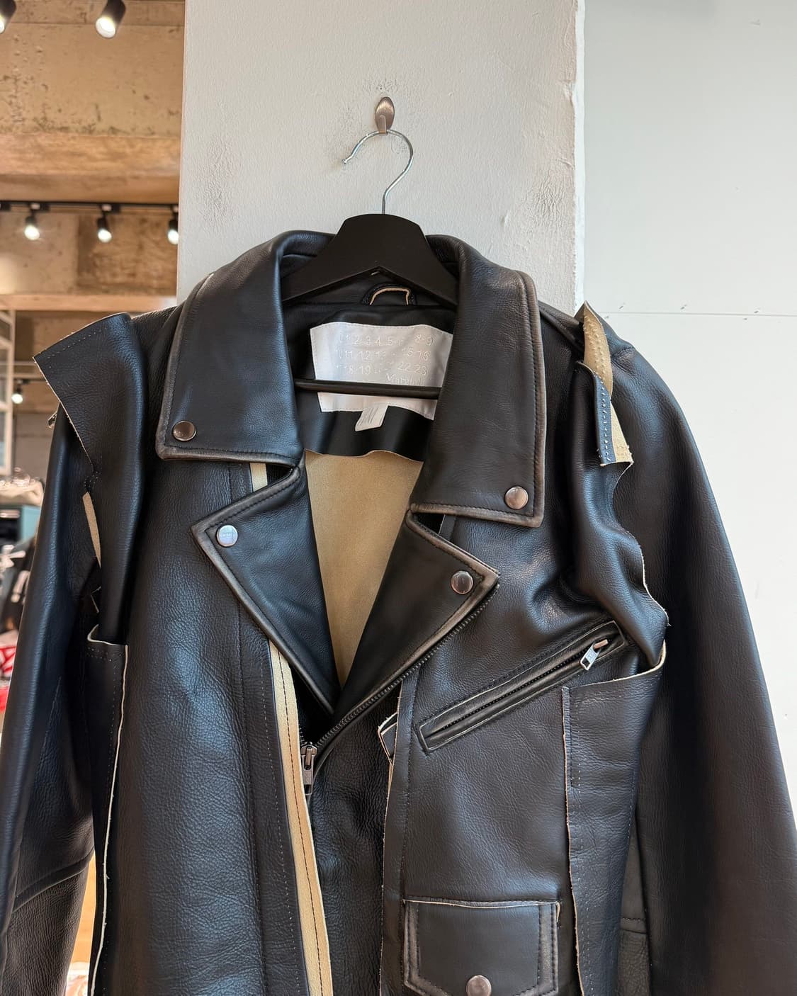 메종 마르지렐라 x h&m 레더 바이커 자켓  상품이미지3
