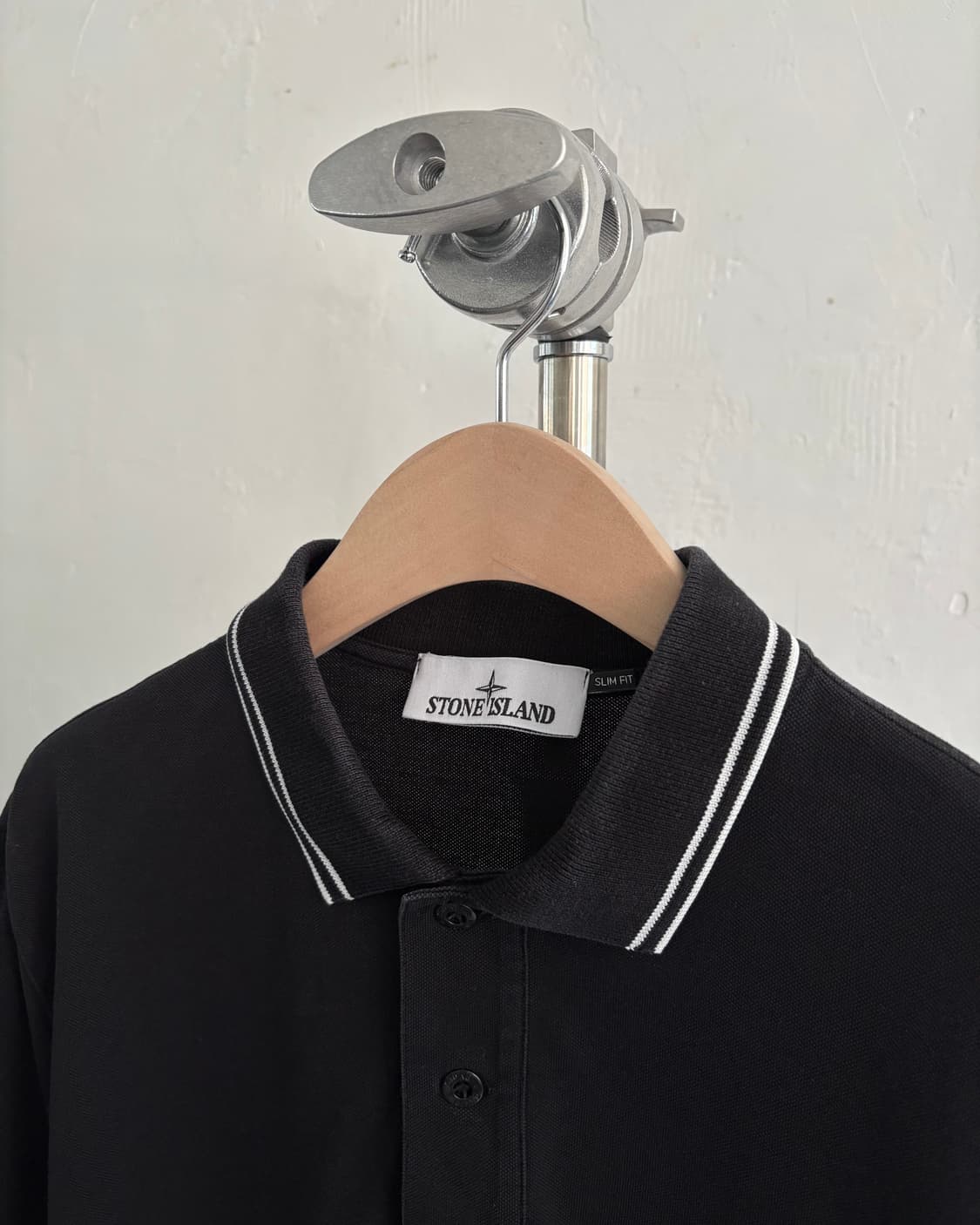 Stone Island 스톤아일랜드 블랙 로고 카라티 상품이미지3