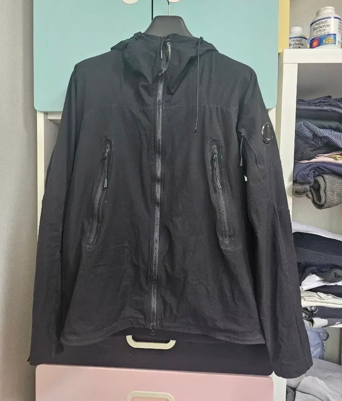 CP컴퍼니 블랙 후드 나일론 자켓 상품이미지1