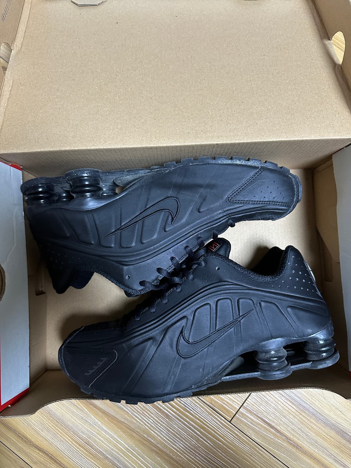 나이키 샥스 r4 265 상품이미지1