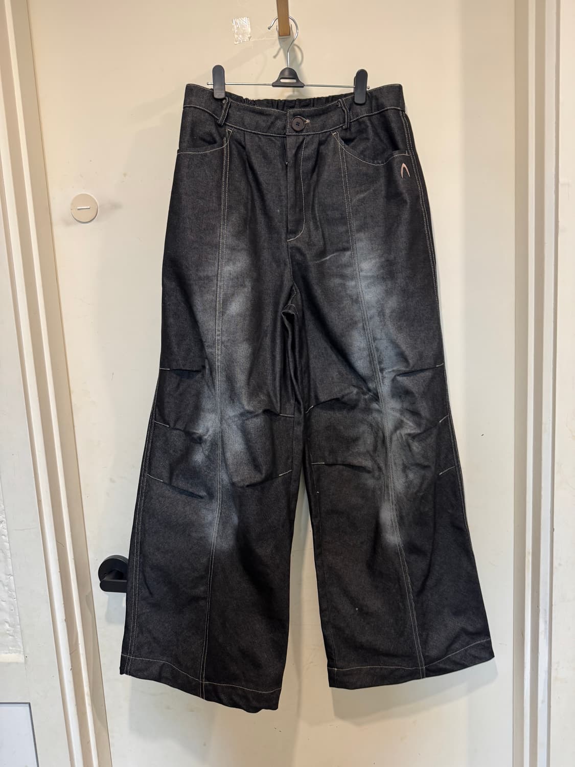 아캄 스프레이드 데님 팬츠 상품이미지5