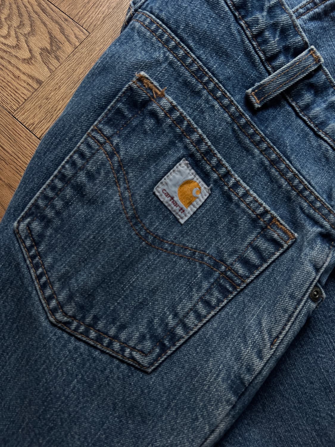 [31]칼하트 USA 체크 라이닝 빈티지 워싱 워크 데님 팬츠 상품이미지5