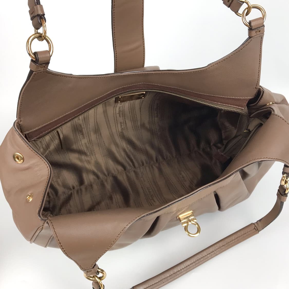 페라가모 Ferragamo 숄더백 여성 가방 상품이미지9