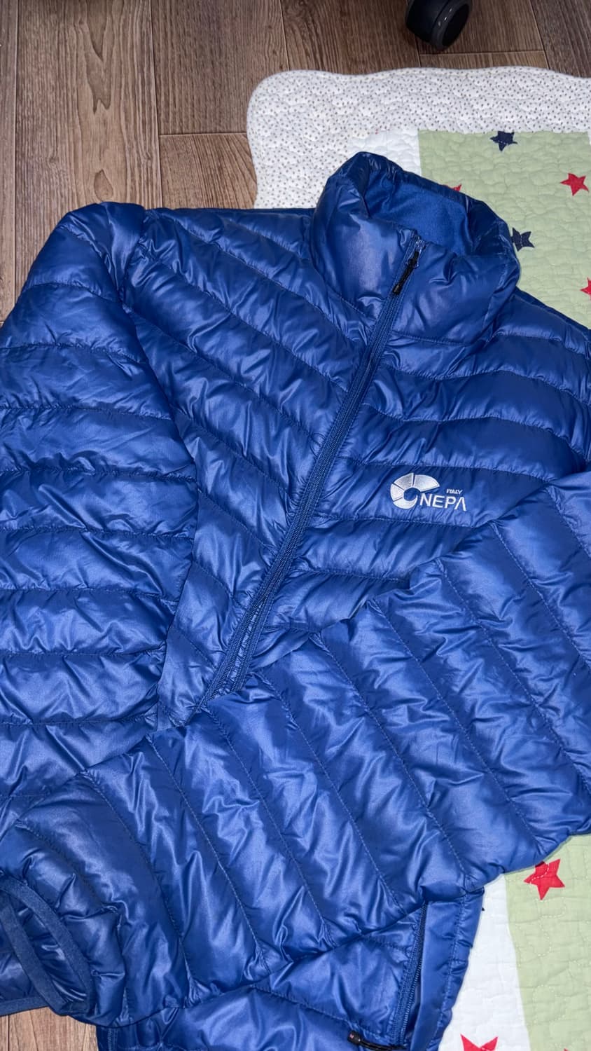 네파 경량패딩  상품이미지1