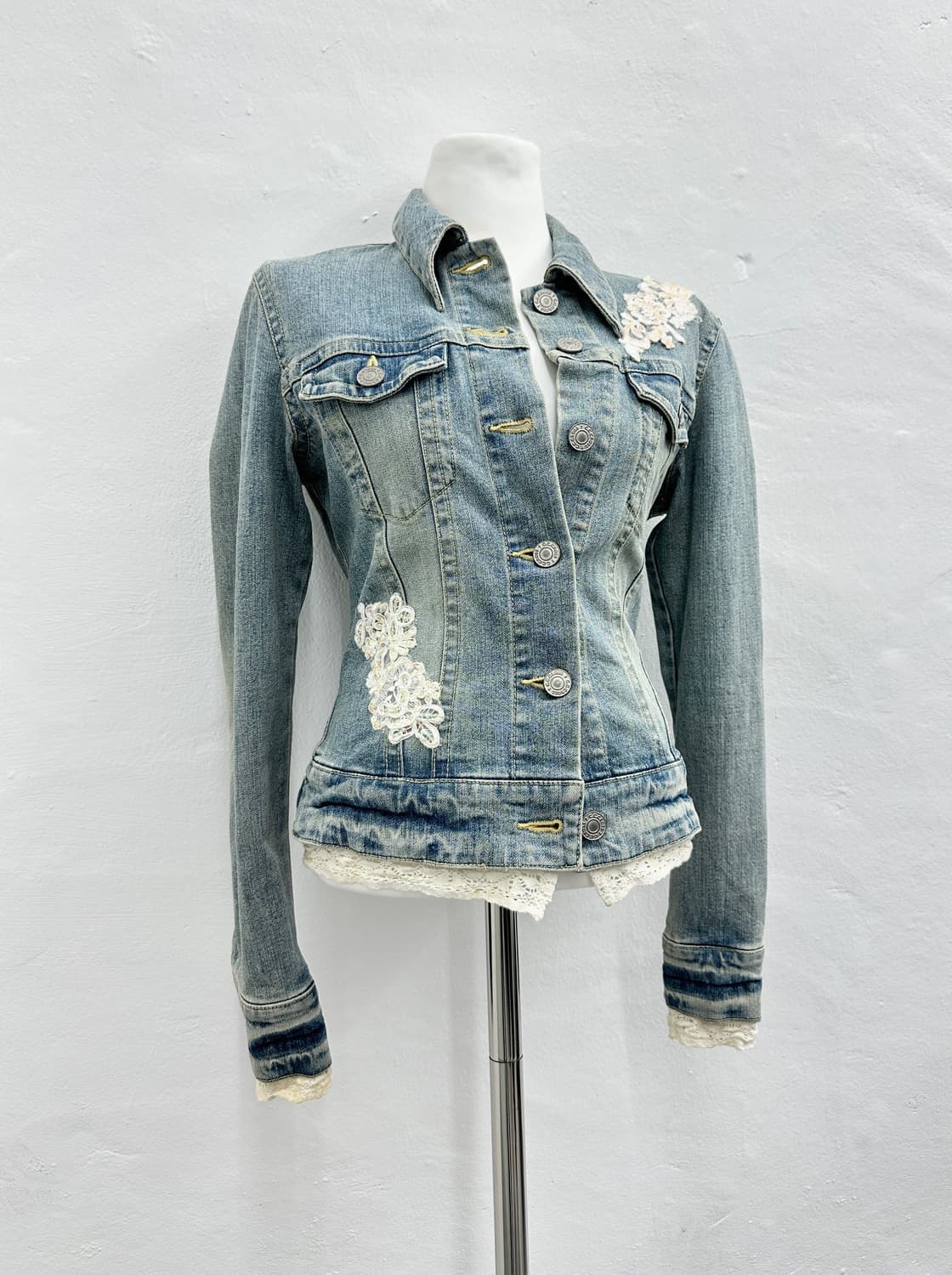 C.C CROSS lace trimming denim jacket 상품이미지1