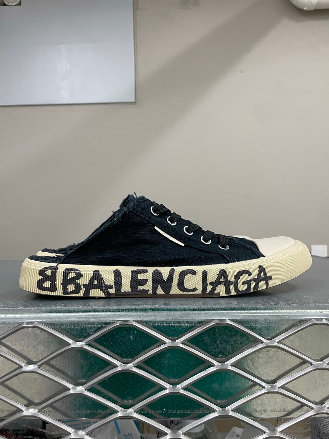 발렌시아가 파리 스니커즈 뮬 310 상품이미지4