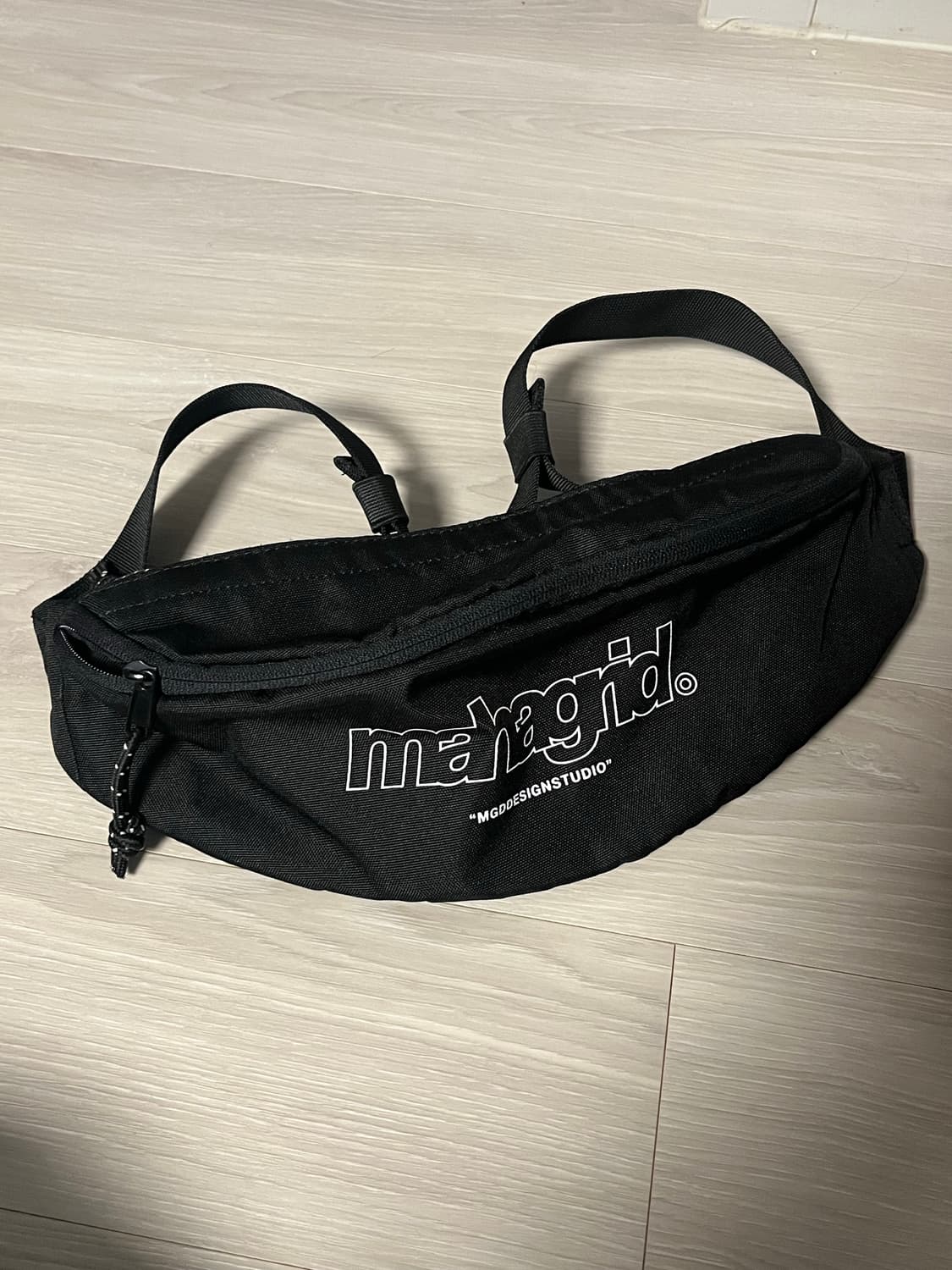 마하그리드 힙색 블랙 상품이미지1