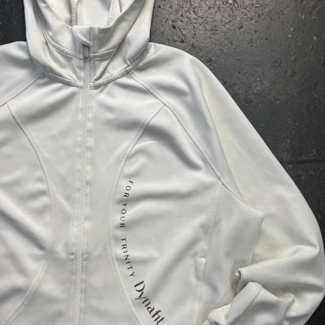 100 다이나핏 후드집업  상품이미지2