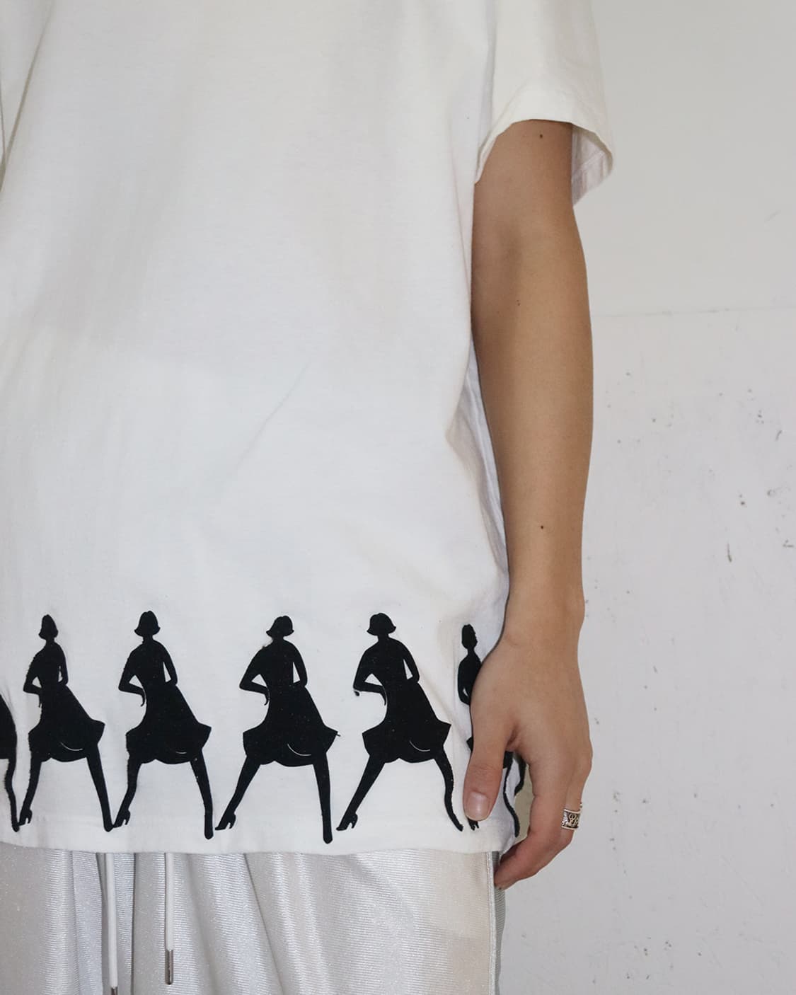 스테판 쿡 22SS 댄싱 레이디 티셔츠 상품이미지3