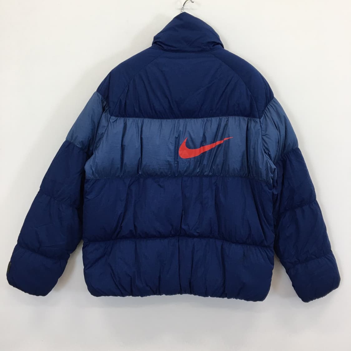 나이키 다운 필 그레이덕다운 블루 스우시패딩 L 상품이미지4