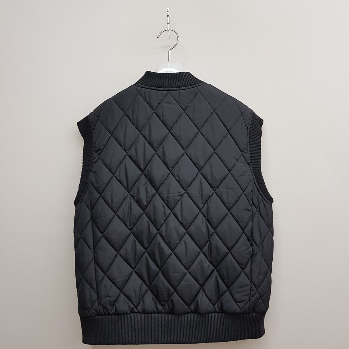 쥬시꾸뛰르 2023 퀼팅 패딩 베스트 M사이즈 상품이미지4