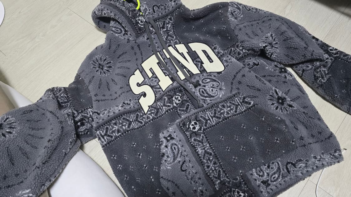 제너럴아이디어 스탠다드 페이즐리 후리스 상품이미지2