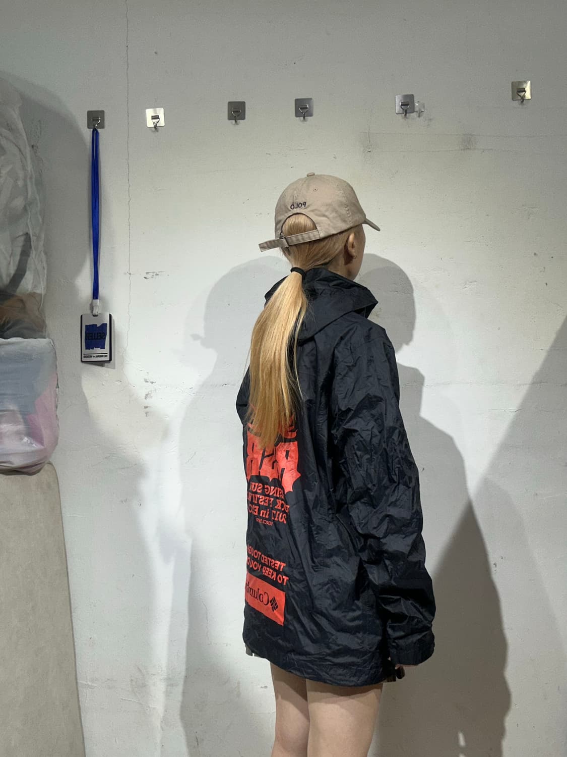컬럼비아 블랙 로고 후드 오버핏 바람막이 자켓 S 상품이미지3