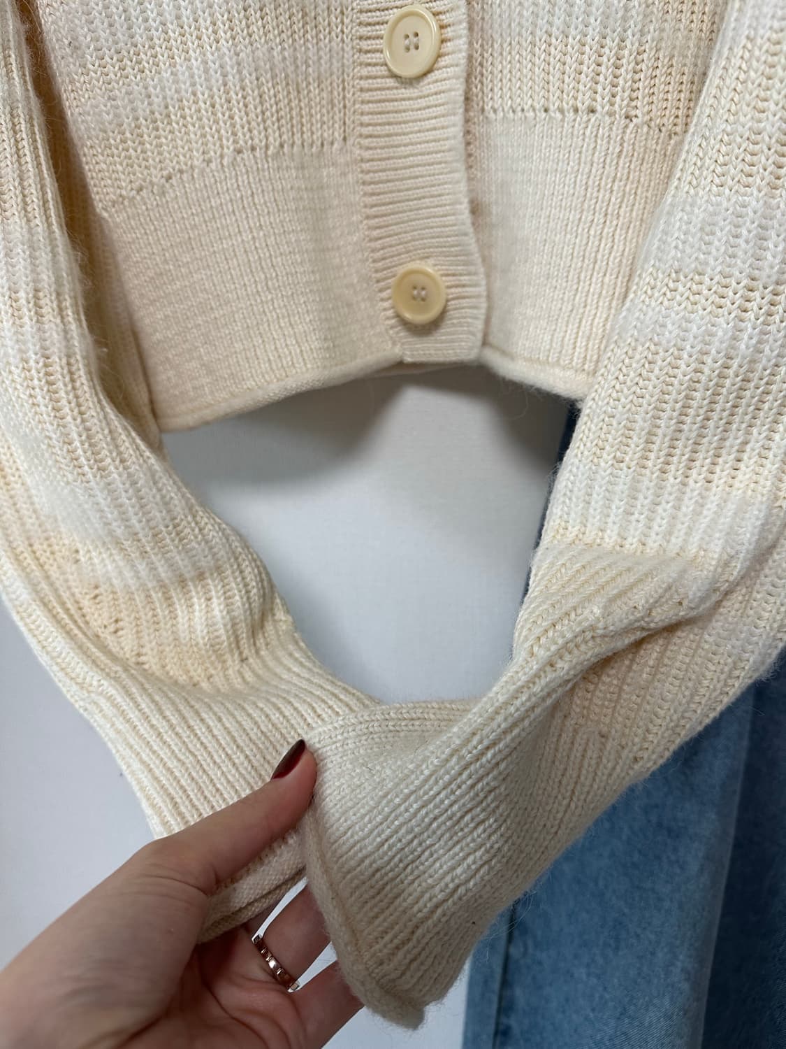 코스 벌룬슬리브 모헤어 가디건 상품이미지4