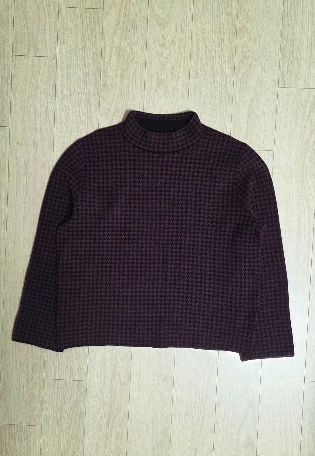 Theory 띠어리 체크 모크넥 니트 상품이미지1