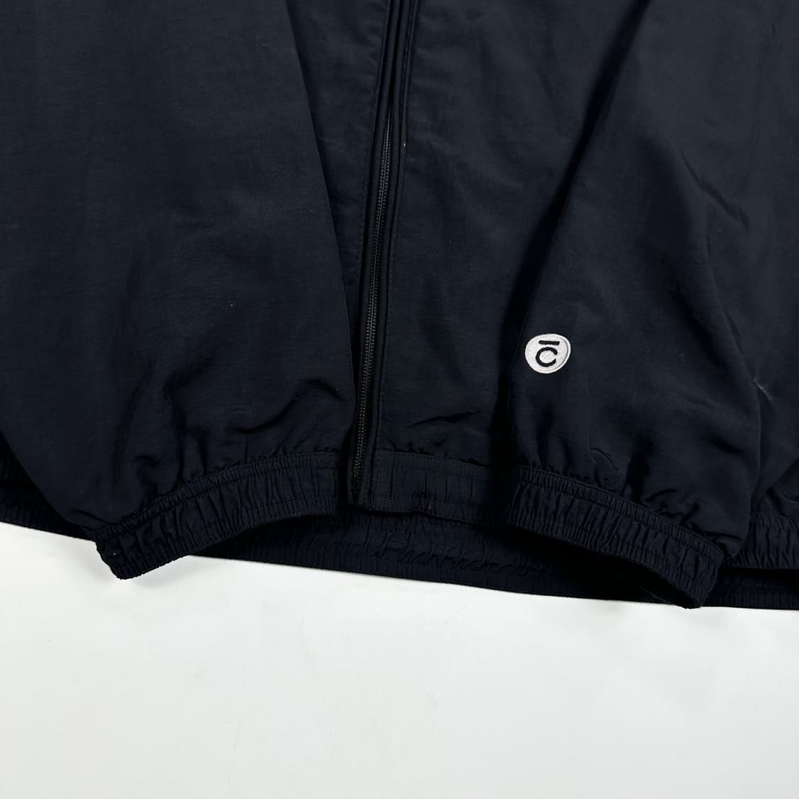 커버낫 백로고 나일론 블랙 바람막이 자켓 (XL) 상품이미지6