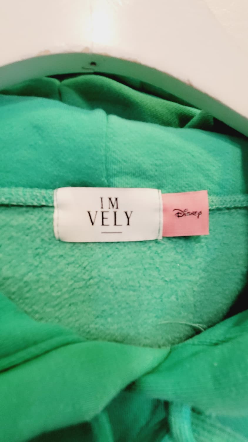 디즈니정품) 임블리 칩앤데일 기모후드티 상품이미지4