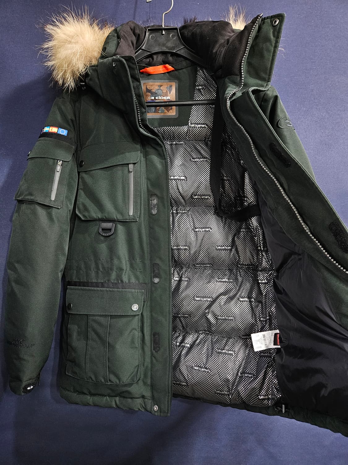 아이더 700필 고어 윈드스토퍼 다크그린 남성 100 구스다운 패딩  상품이미지8