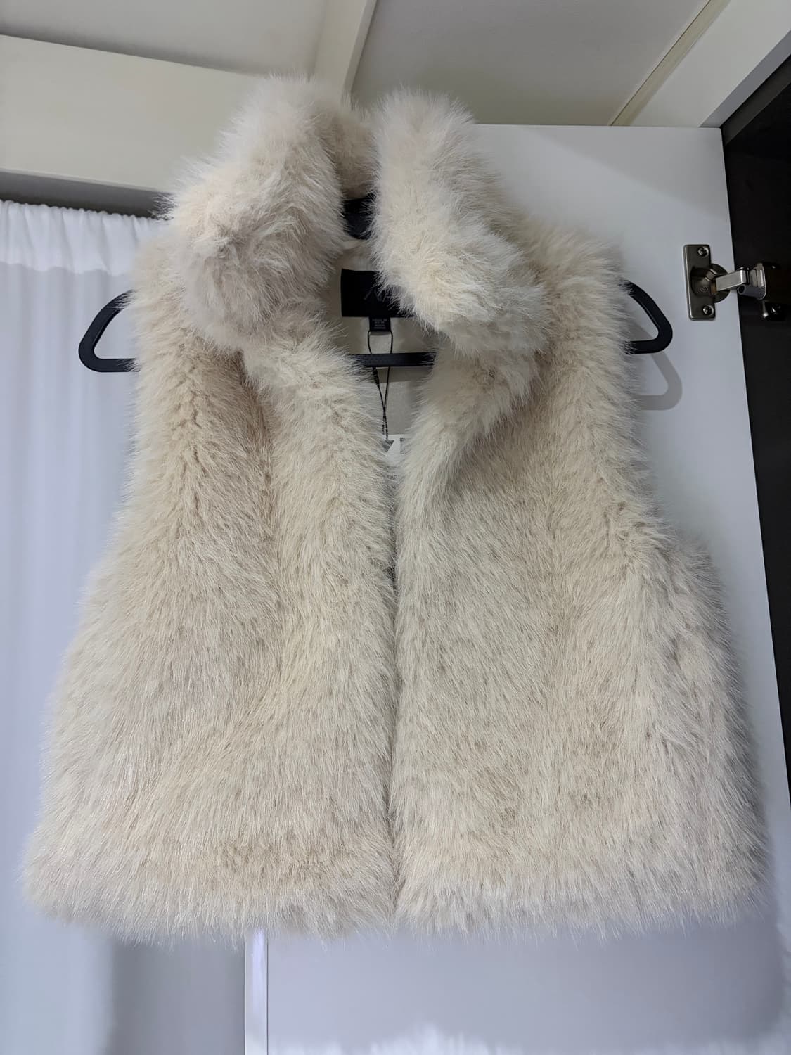 ZARA 퍼조끼 상품이미지1