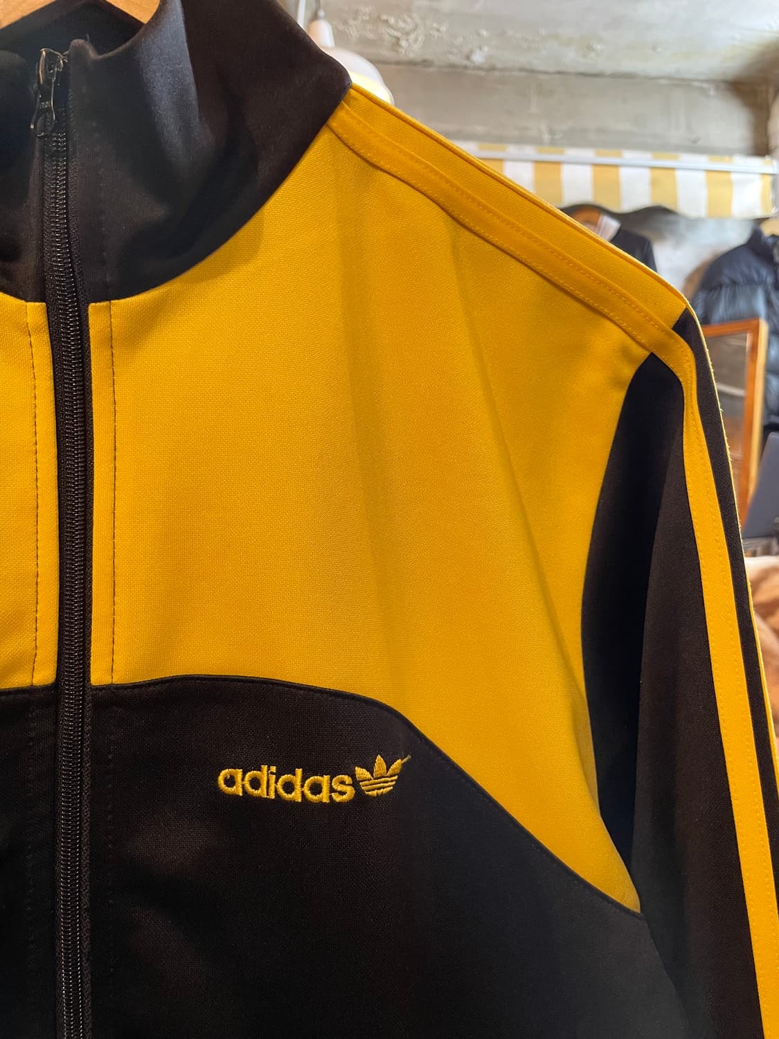 아디다스 빈티지 유로파 블랙 / 옐로우 트랙탑 저지 자켓 상품이미지3