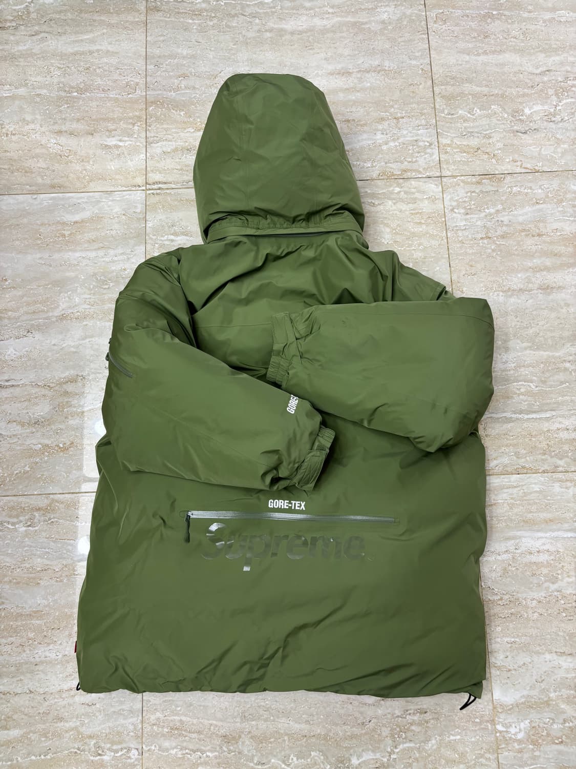 (XL) 22FW 슈프림 고어텍스 700 패딩 상품이미지2