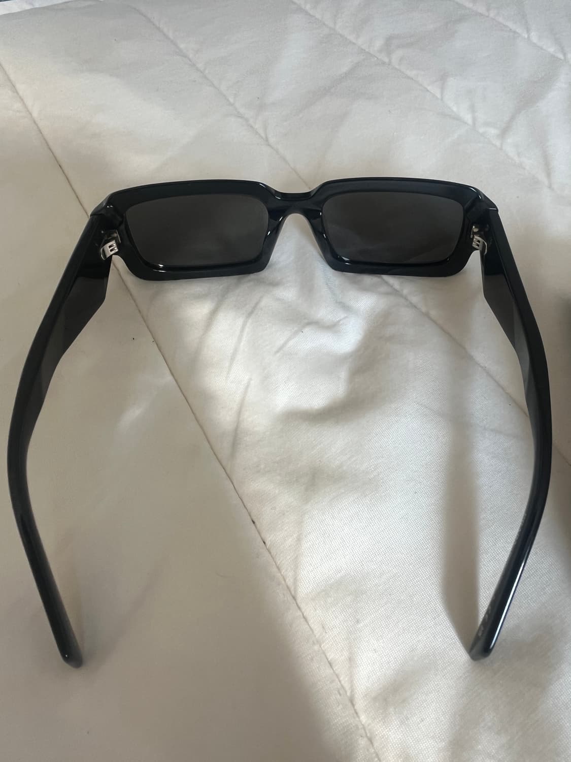 식케이님 착용 프라다 선글라스 상품이미지8