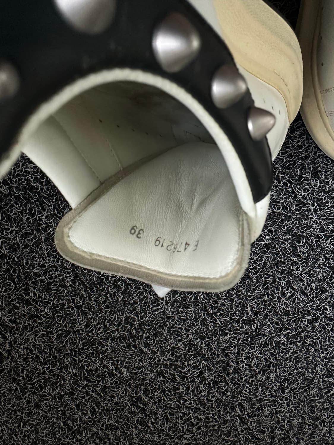 알렉산더 맥퀸 스터드 오버솔 스니커즈 39/240 상품이미지10