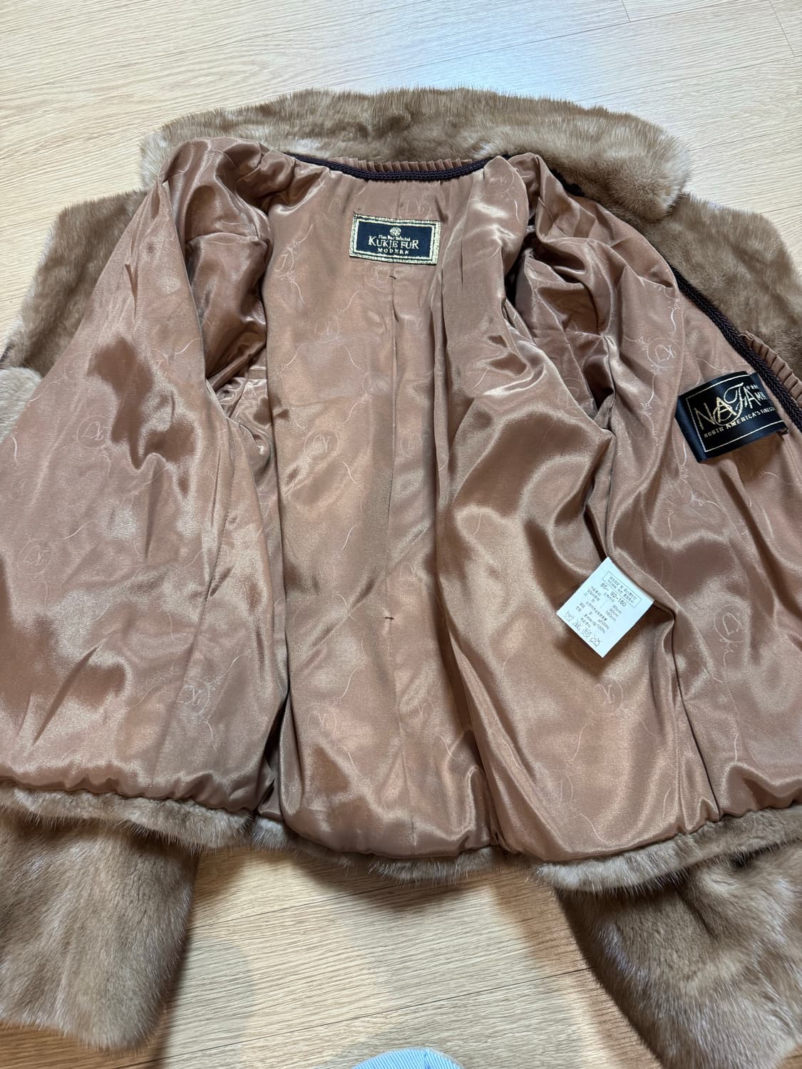 국제모피 nafa mink 밍크코트 상품이미지2